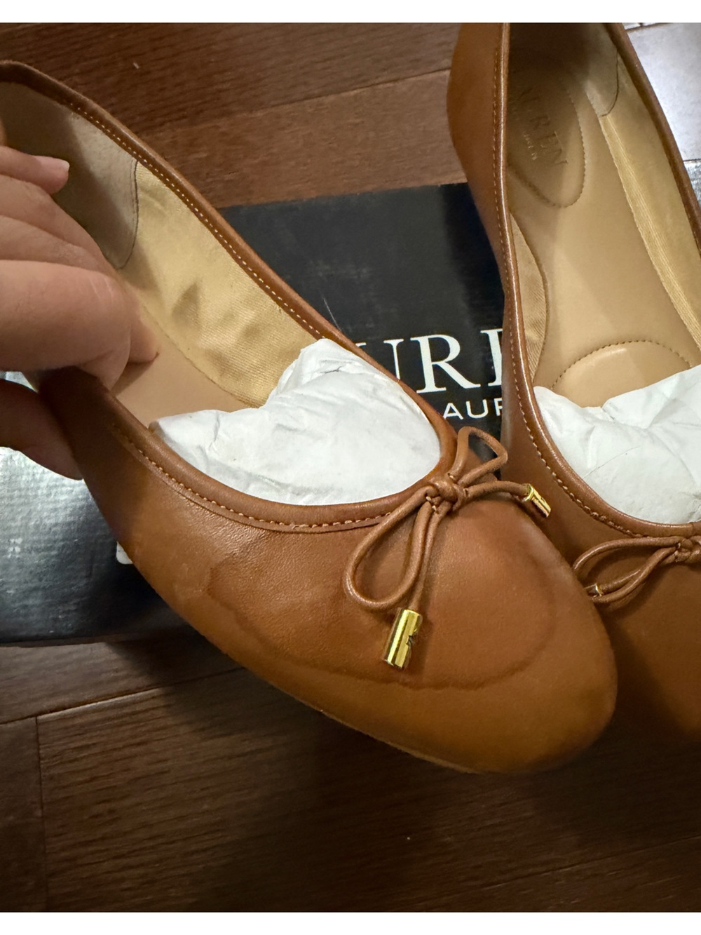 Ralph Lauren Cognac Leather Ballet Flat with Bow - Picture 4 of 12